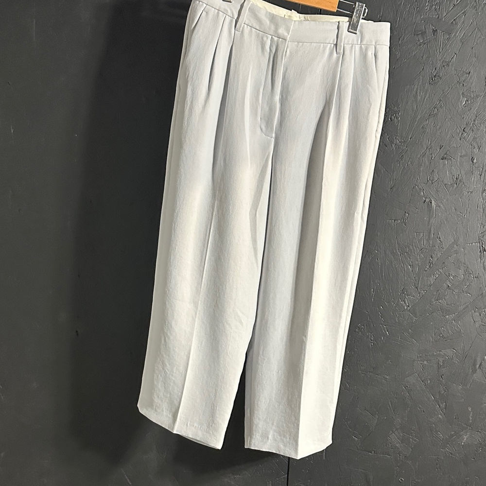 Tailored White Crop Trousers with Belt Loops